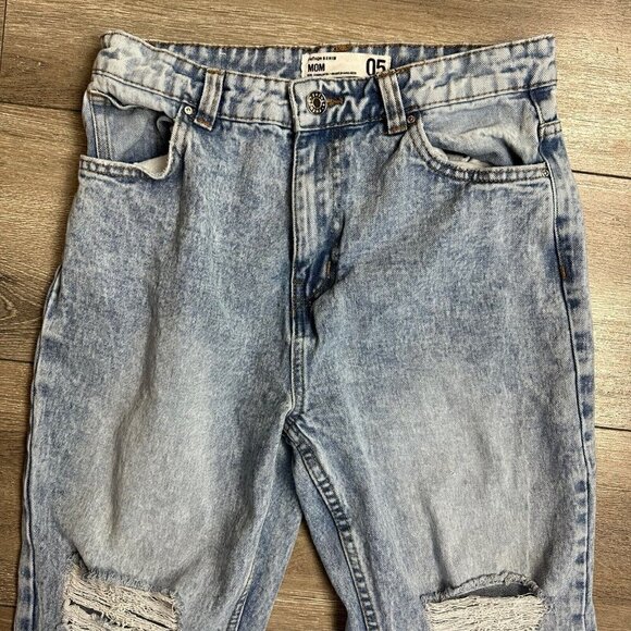 Refuge Jeans Size 5 Denim Mom Distressed Acid Wash Jeans Pants Washed Blue - Picture 2 of 6